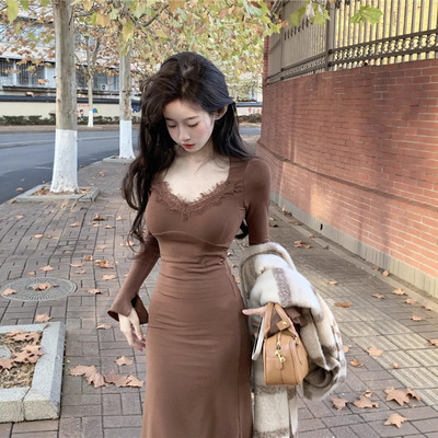 法式白色针织连衣裙女2025新款