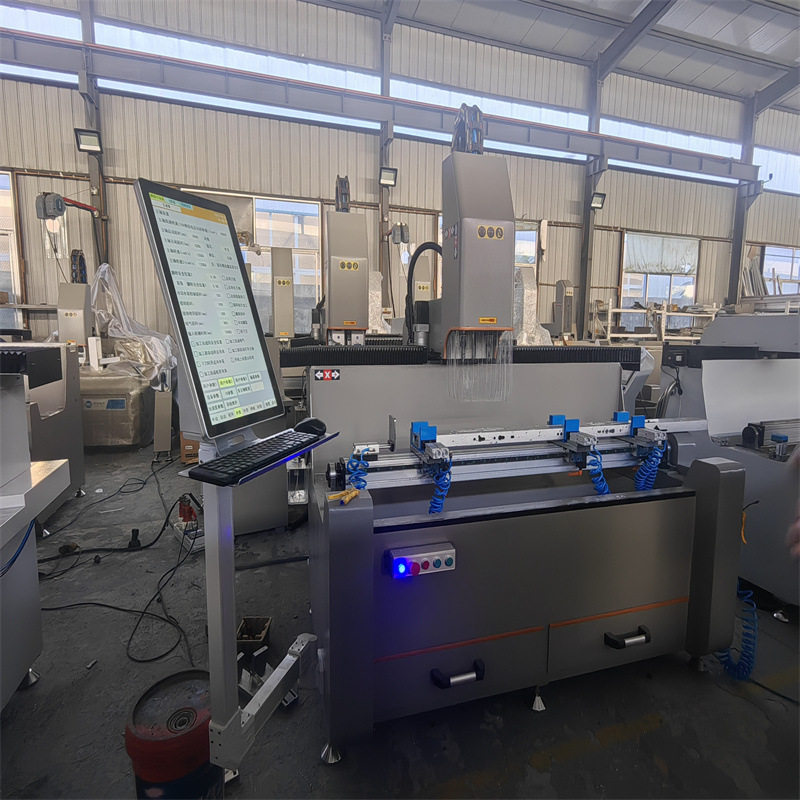 极简极窄玻璃门系统门窗打孔铣槽专用双头带翻转数控钻铣床