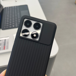 磨砂网红轻薄简约防滑防摔大孔透明保护壳 潮款 适用于红米k70手机壳软壳行李箱波纹款 个性