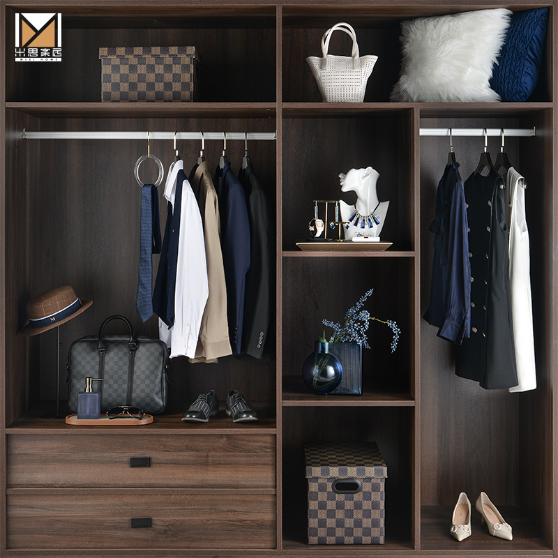 样板房衣帽间衣服摆件衣柜展厅