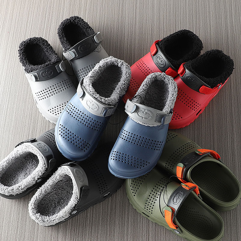 冬季保暖青春活力纯色洞洞鞋时尚