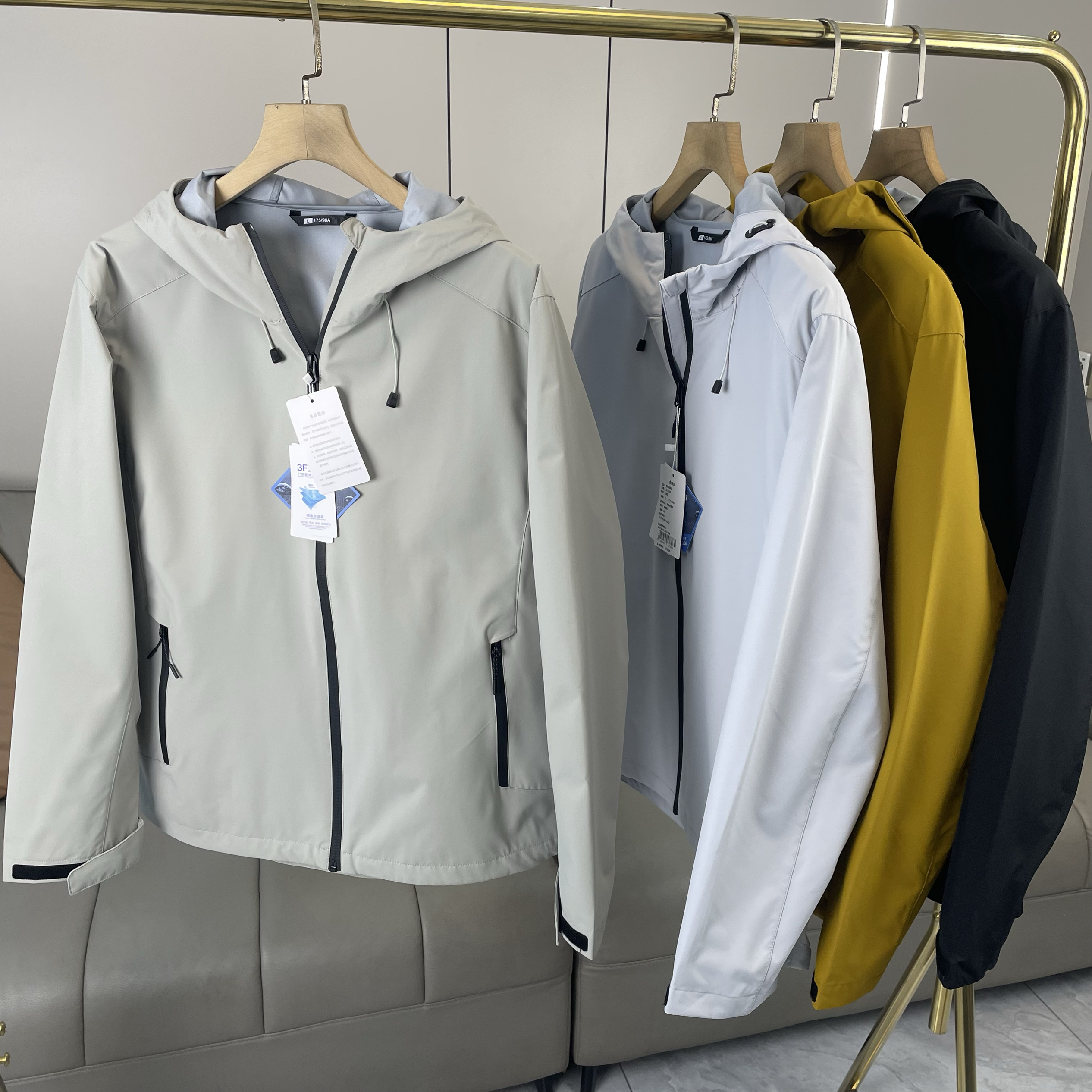 NIAOXI~防风防水压胶软壳冲锋衣男士连帽运动休闲外套户外夹克潮