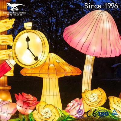 夜游彩灯森林主题乐园彼得兔小丑鱼小熊小猫圣诞节引流美陈装饰