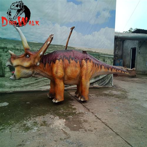 恐龙工厂制作三角龙恐龙乐园设计制作红外感应室外恐龙出租
