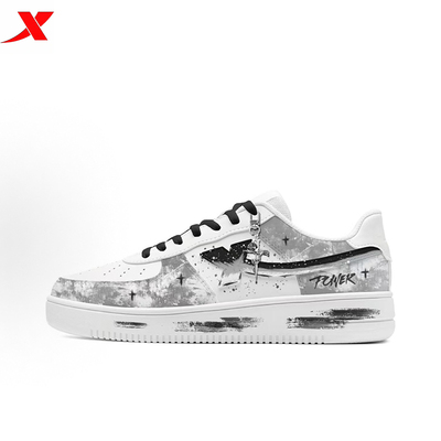 特步板鞋暗黑系街头嘻哈涂鸦晕染