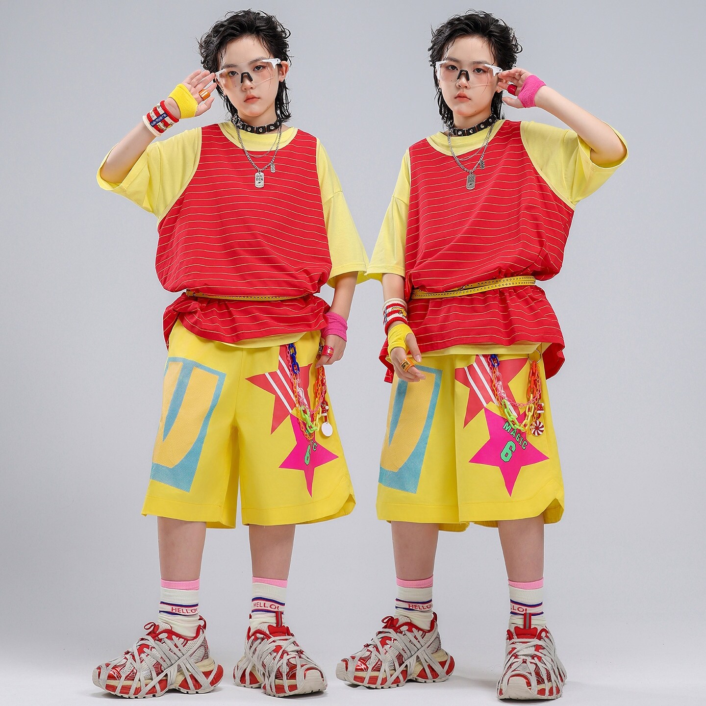 街舞服舞台效果很棒!够潮够型!