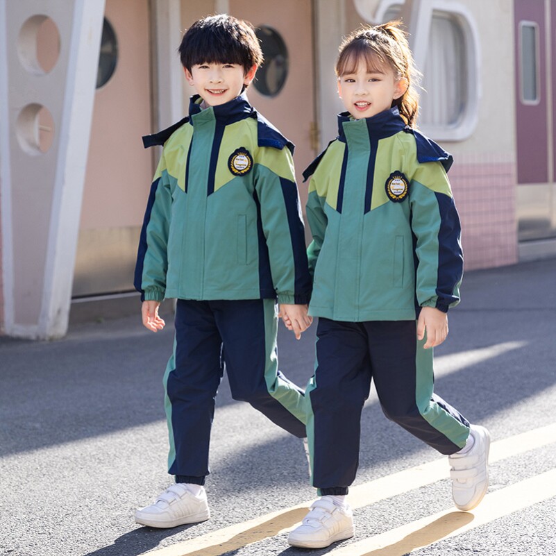 小学生校服冲锋衣三件套一年级儿童班服秋冬季休闲幼儿园园服春秋