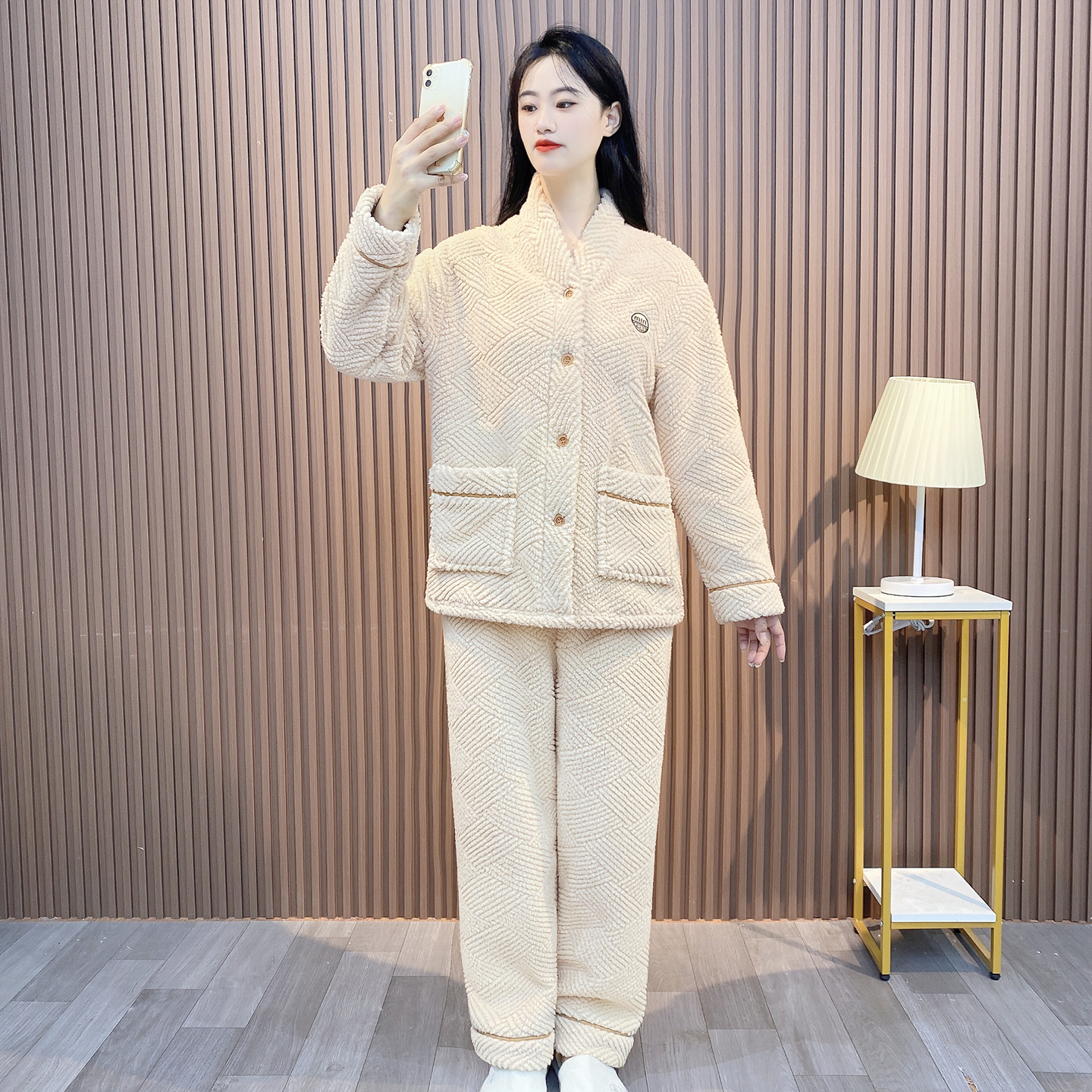 珊瑚绒加厚家居服套装仅52.9元