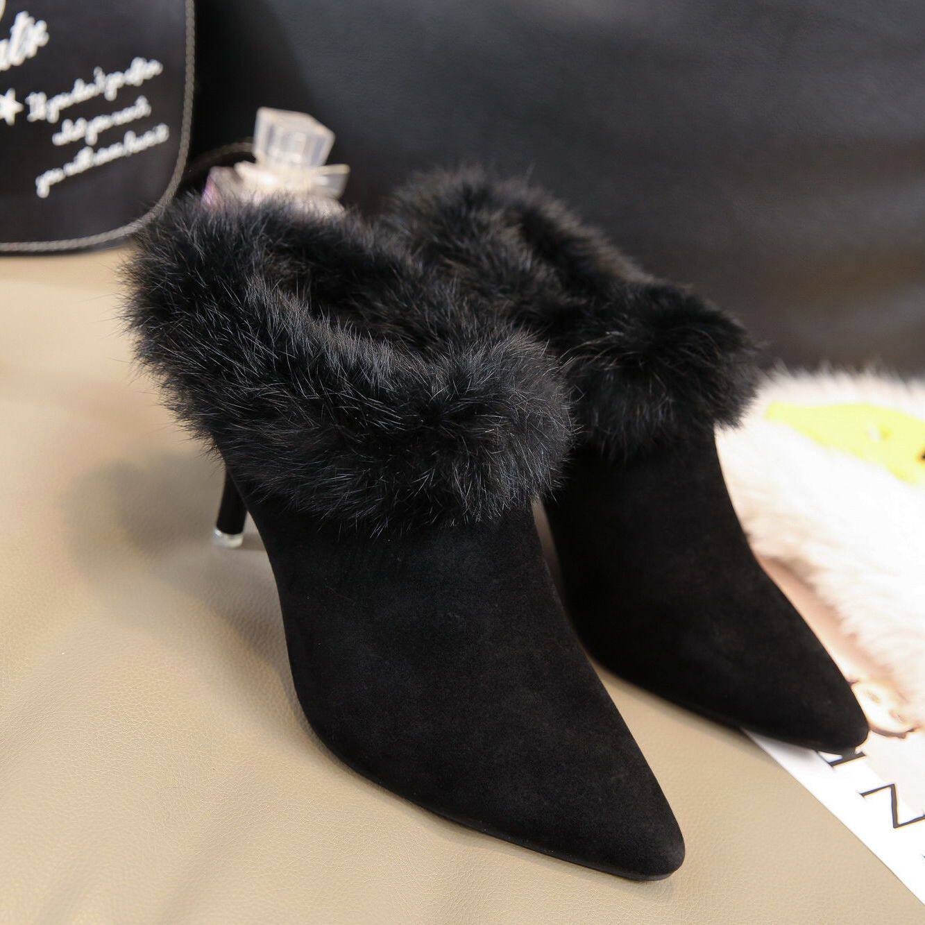 特细跟高跟鞋2026潮秋冬季新款真毛细跟尖头高跟半拖包头浅口女人