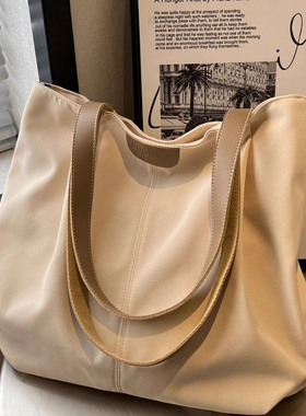 通勤包女大容量包包秋冬2025新款时尚单肩包帆布托特包学生上课包