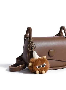 Scarlet Wong秋冬棕色斜挎包复古小方包学院风雅丹小包包单肩包