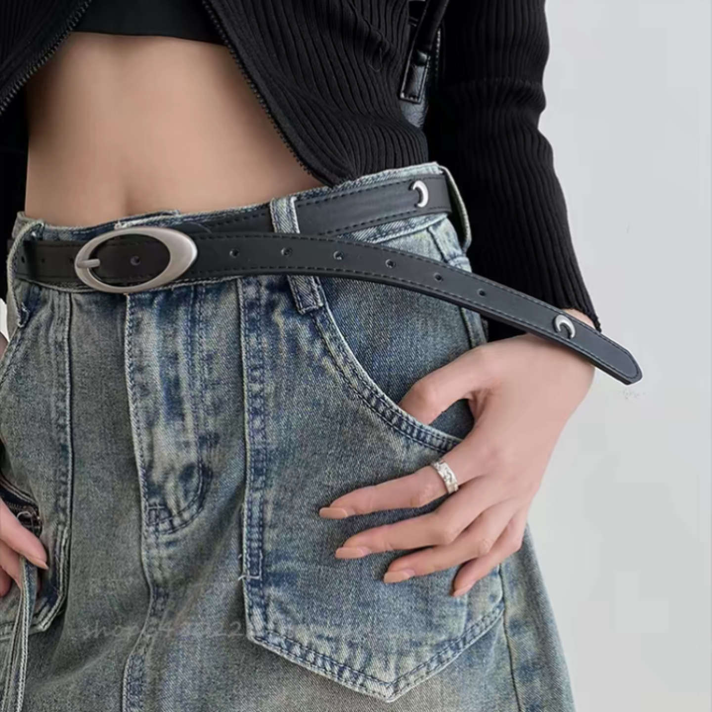 黑色腰带女高级感韩版复古月亮皮带ins风装饰牛仔裤带个性腰带潮