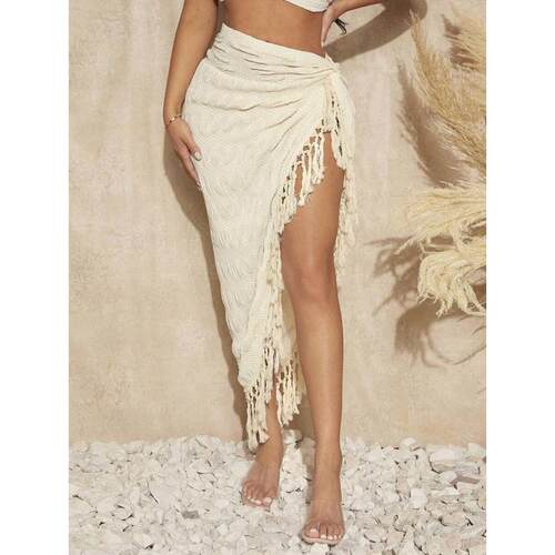 H 67206 Fringe hollow irregular skirt 流苏镂空不规则半身裙