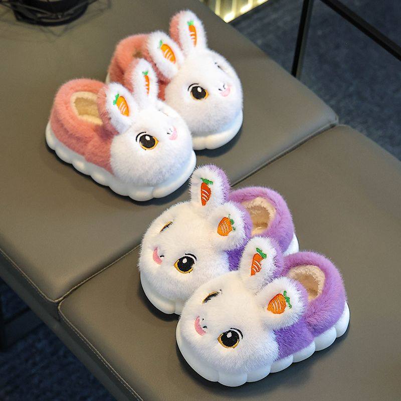 小宝宝拖鞋一岁半冬季儿童棉拖鞋包跟男孩毛毛保暖女童可爱卡通家