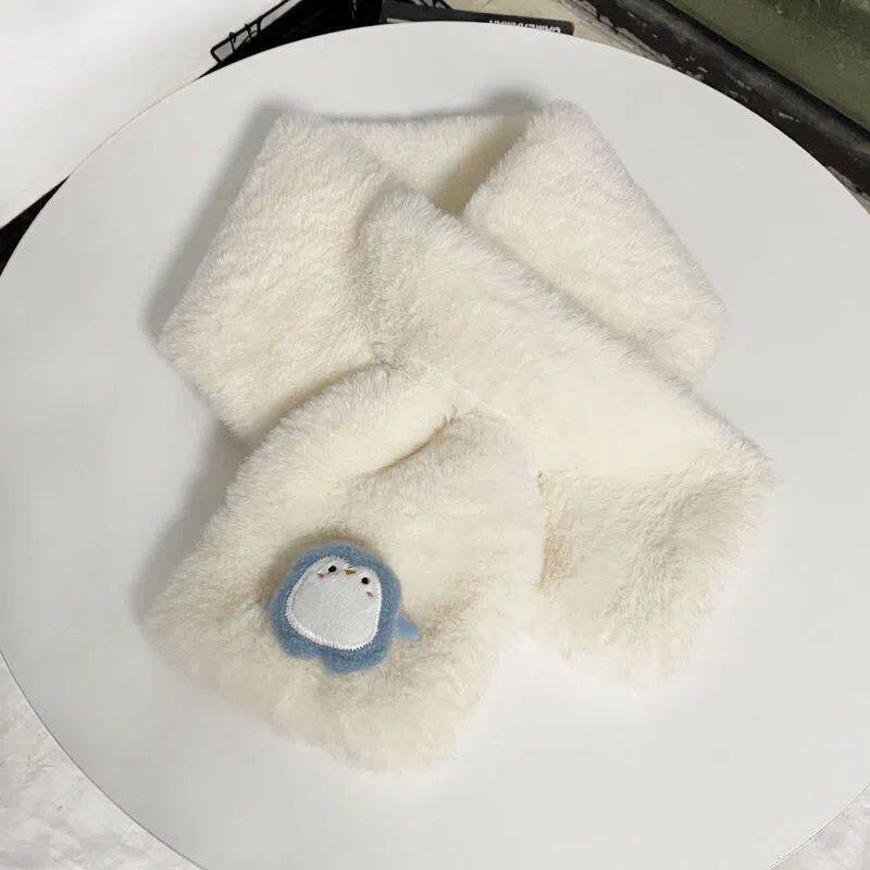 围巾短款小型冬天防寒保暖企鹅围巾女韩版时尚百搭学生可爱毛绒加