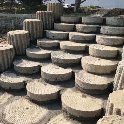 老旧镇宅石磨片盘石头庭院古镇农家乐别墅景区园林观赏铺路踏步石