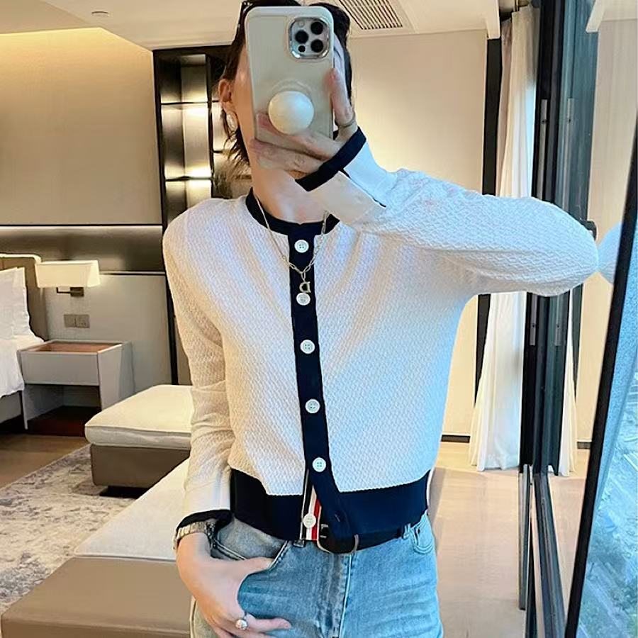 TB全扬子纱线羊毛白色圆领开衫