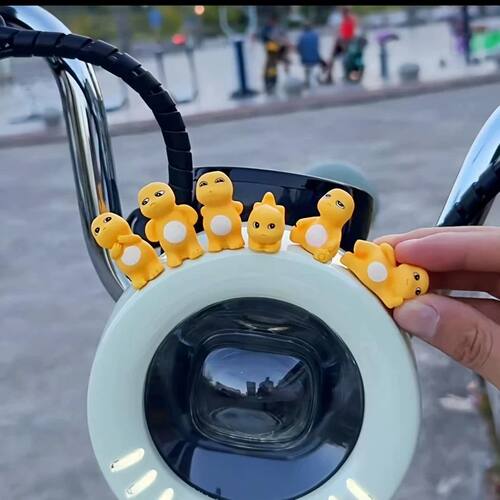 奶龙车载摆件可爱治愈系