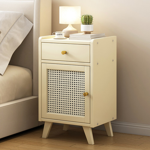 【热榜推荐】卧室奶油风床头柜