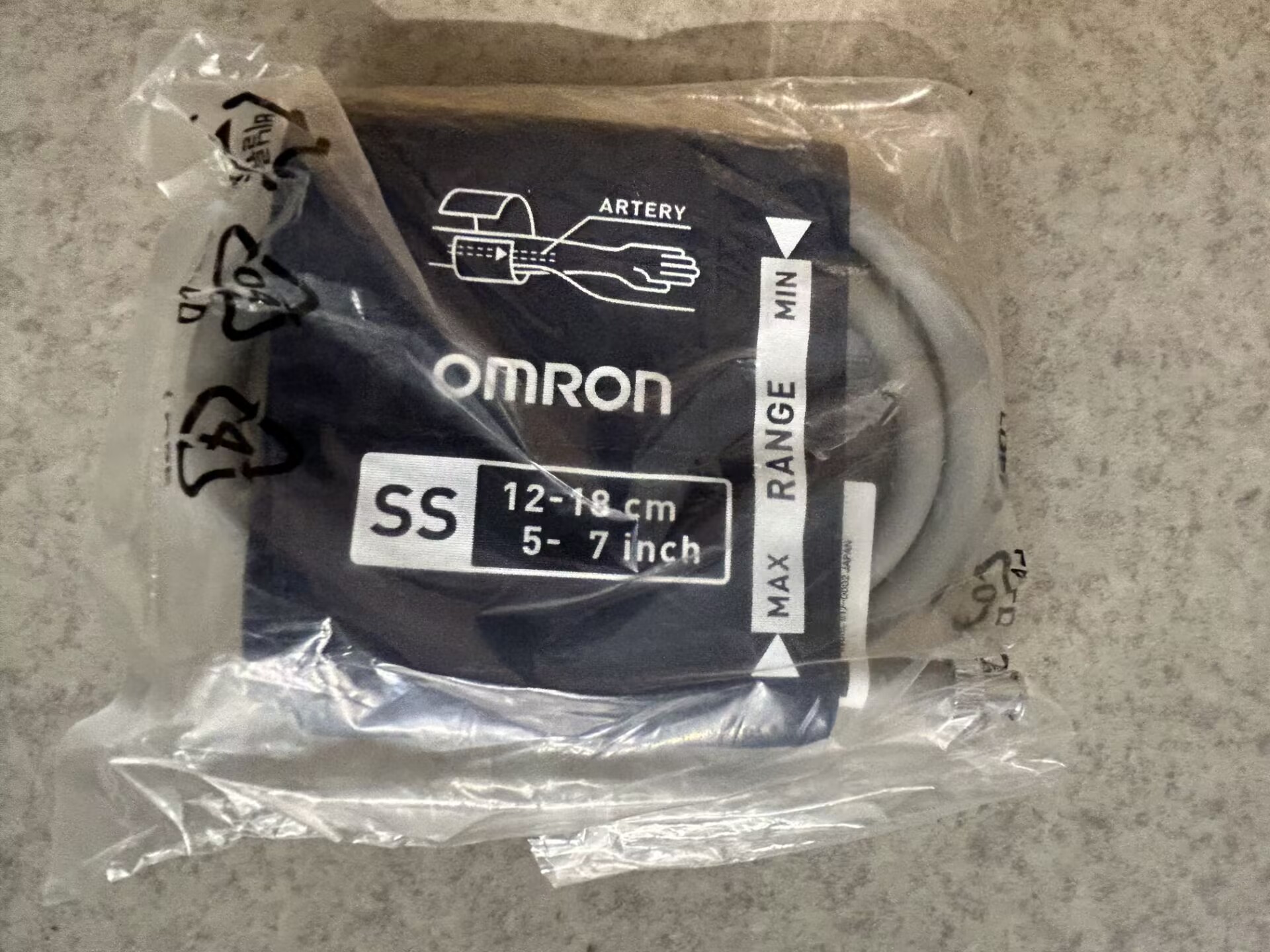 欧姆龙血压计袖带HBP-1300 hbp-1100袖带少儿儿童用臂带SS号小号