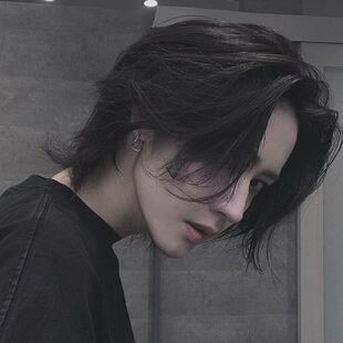 假发男款帅气男生狼尾中长发蓬松鲻鱼头男款时尚潮流武士头男士短