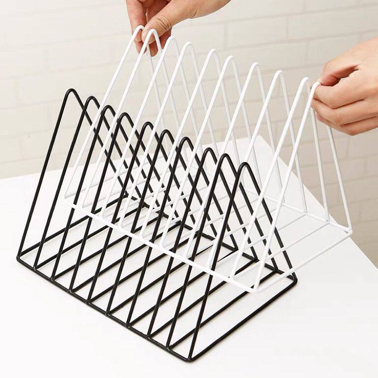 书架儿童不占空间三角书立架铁艺小书架桌面装饰收纳架置物架简约