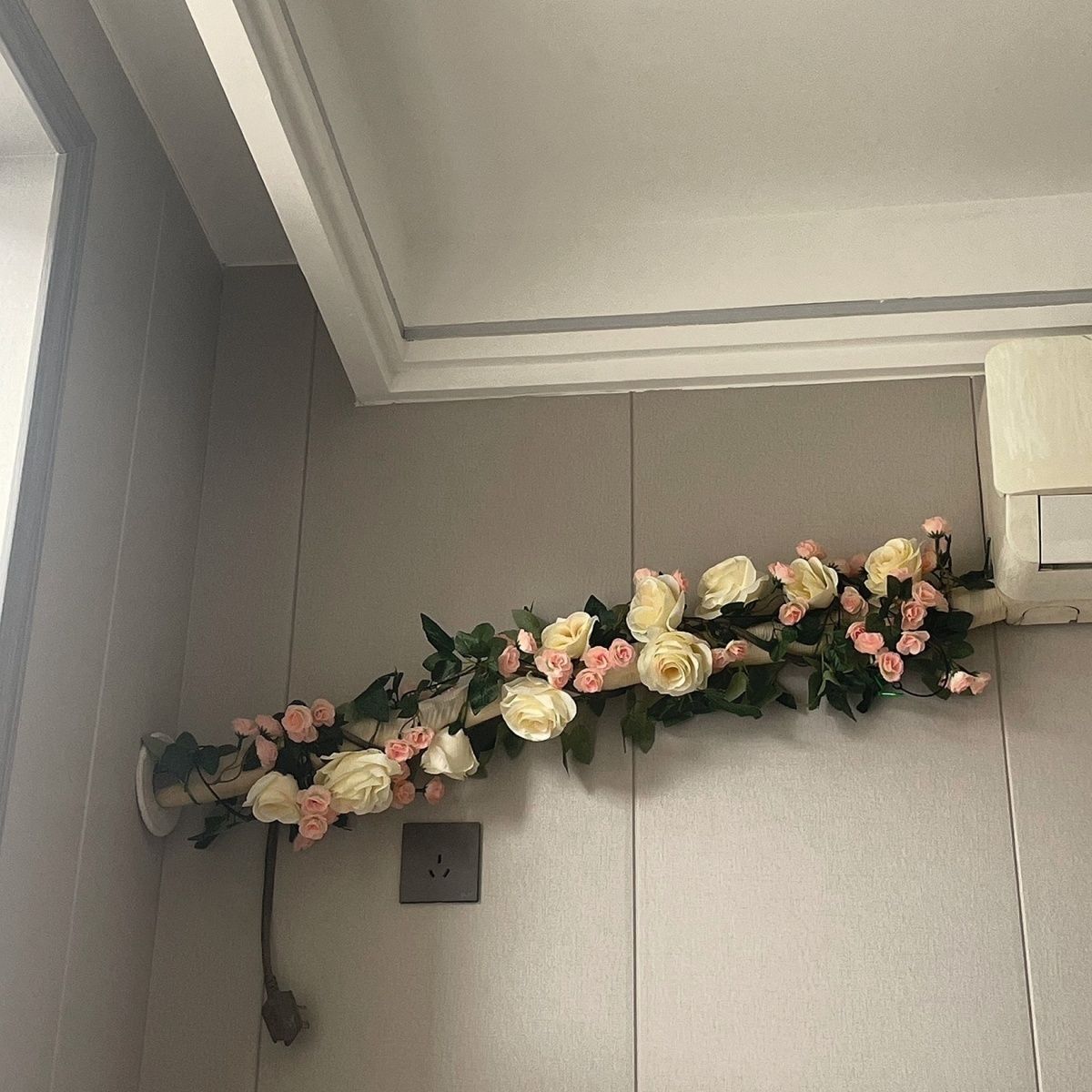下水道管遮挡装饰花藤缠
