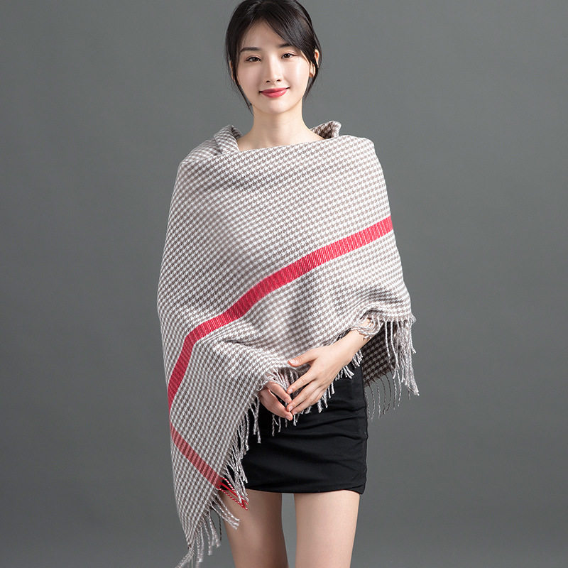 格子大方巾丽江披肩民族风围巾女秋冬季旅游披风加厚保暖斗篷