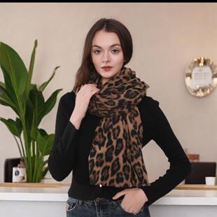 豹纹围巾保暖时尚复古时尚百搭披肩刺毛空调披肩毯子散须多功能
