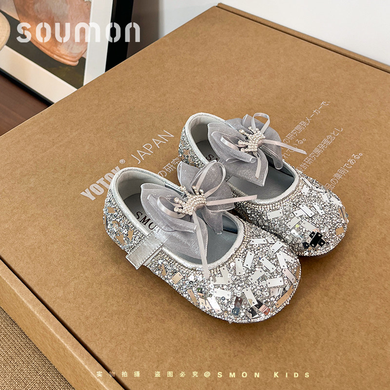 书萌女童亮片公主鞋2026春季新款蝴蝶结水晶鞋演出舞蹈鞋皮鞋洋气