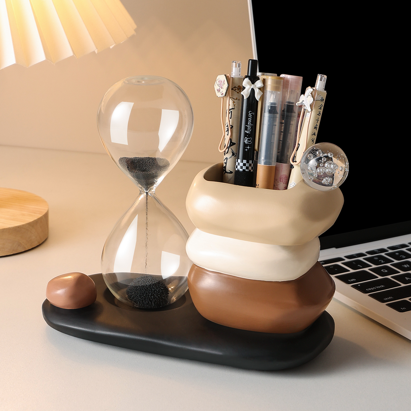 轻奢时来运转笔筒摆件磁吸沙漏