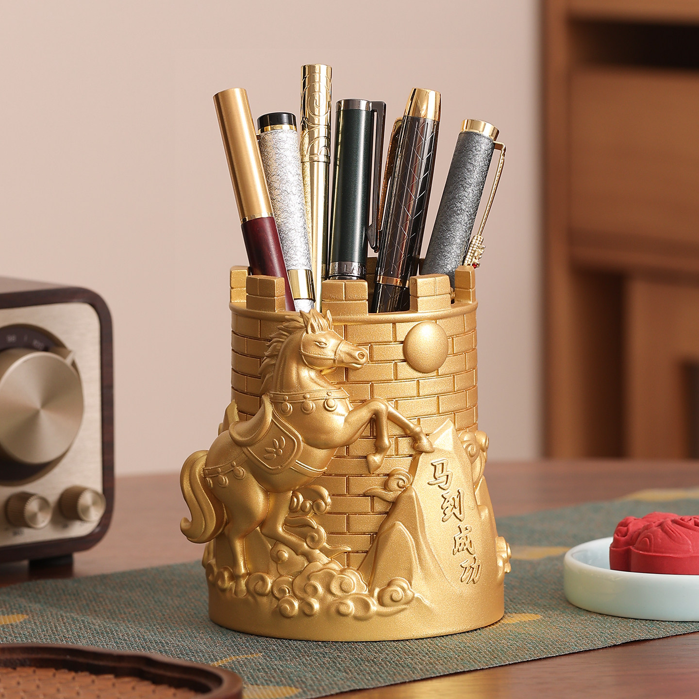 马到成功创意笔筒办公室桌面摆件2026年春节装饰品本命年新年礼物,家居饰品,装饰摆件,淘宝优惠券,粉丝福利购,淘宝优惠卷