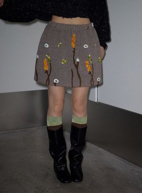 UNITY MODE 毛呢针织半身裙女冬艺术感花绣小众撞色a字短裙251530