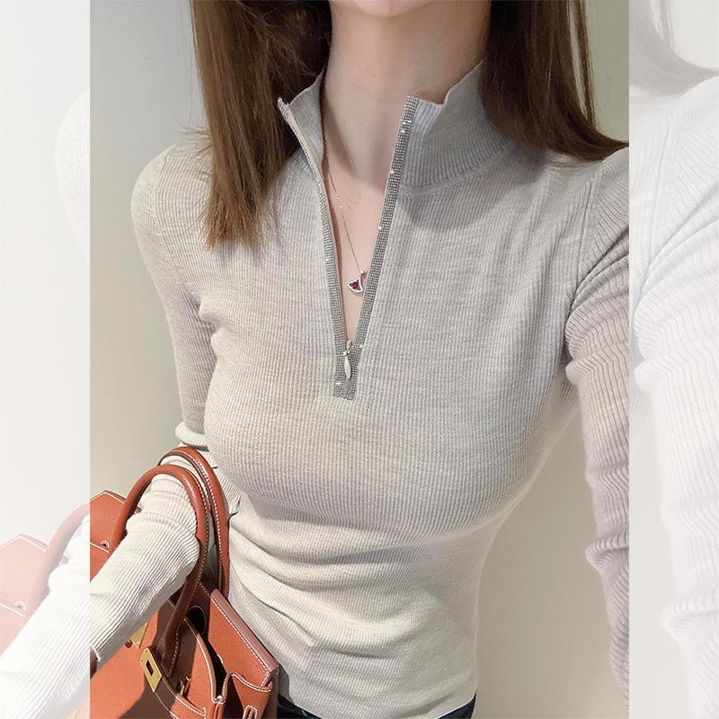 法式燕麦色钉珠拉长袖针织