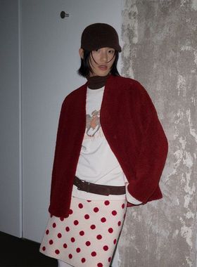 UNITY MODE 圣诞氛围感皮毛一体环保皮草外套女冬季V领开衫530051