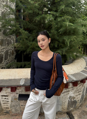 LIMO 时髦百搭U领弹力修身长袖T恤女棉麻亲肤打底衫低领上衣6319