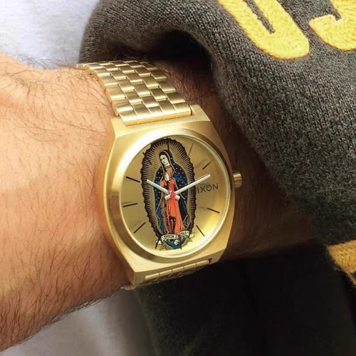 尼克松金色钢带插画盘方形石英表