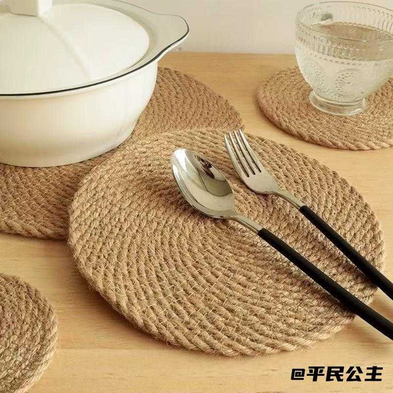 圆形亚麻草2026款飘窗餐桌垫新款蒲团垫ins风简约轻奢家用