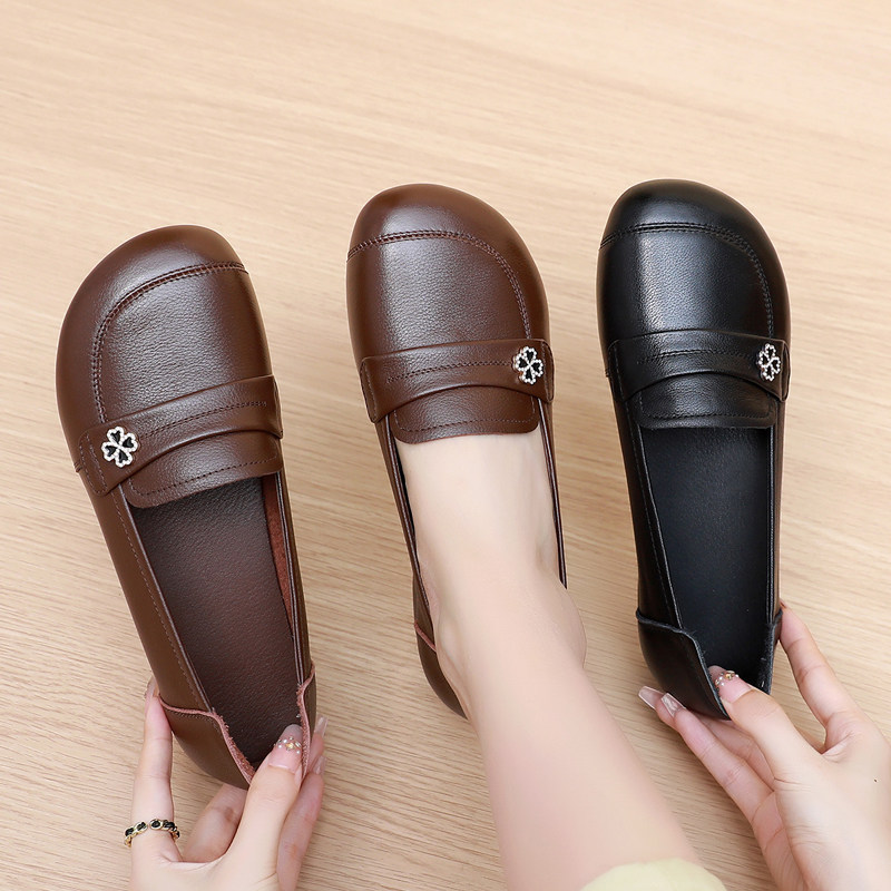 软牛皮一脚蹬单鞋春夏平底圆头妈妈鞋不累脚舒适大码老年休闲皮鞋,女鞋,浅口单鞋,淘宝优惠券,粉丝福利购,淘宝优惠卷