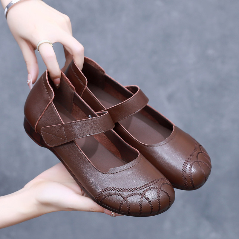 软牛皮手工妈妈鞋圆头真皮浅口单鞋平底舒适绣花魔术贴奶奶鞋软底,女鞋,浅口单鞋,淘宝优惠券,粉丝福利购,淘宝优惠卷
