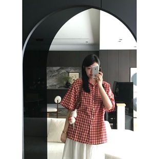 红色格子衬衫慵懒风短袖POLO领衬衣女夏季宽松防晒衫休闲开衫上衣