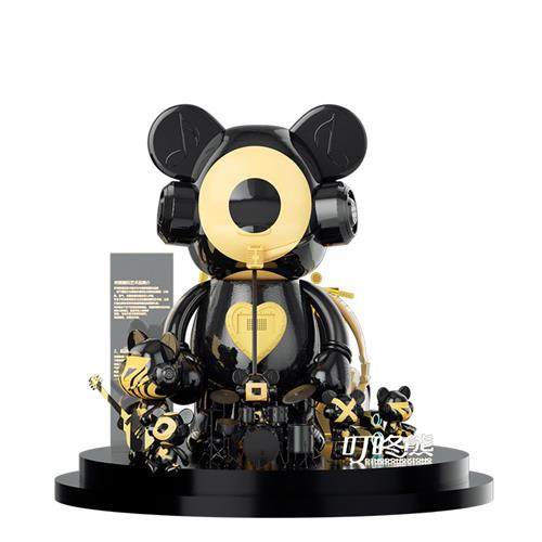 创意大型景观潮玩网红打卡摆件叮咚熊动漫卡通KAWS玻璃钢树脂雕塑