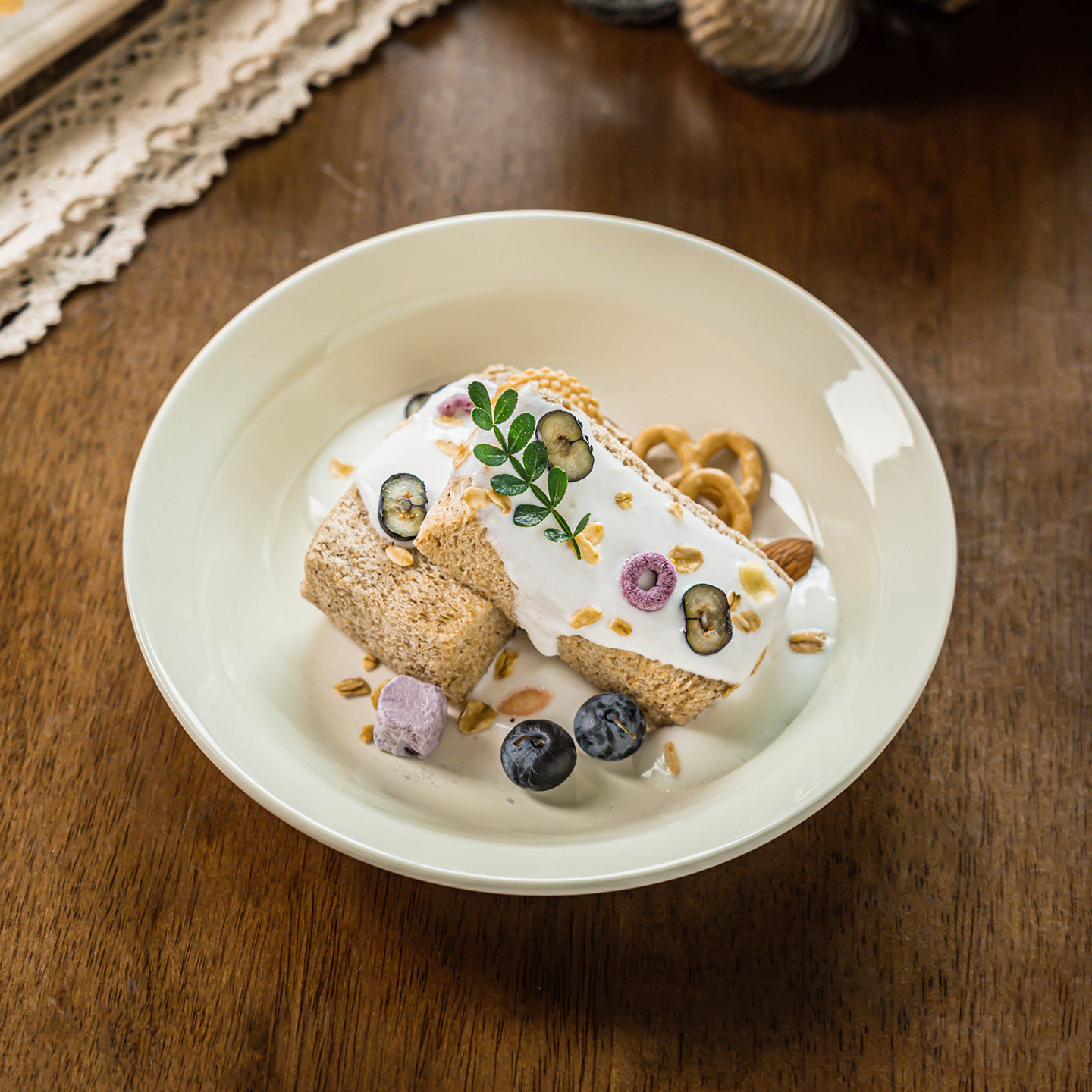 菜盘家用圆形餐盘日式盘子高颜值早餐盘色陶瓷餐具果盘西餐白色盘,餐饮具,盘,淘宝优惠券,粉丝福利购,淘宝优惠卷