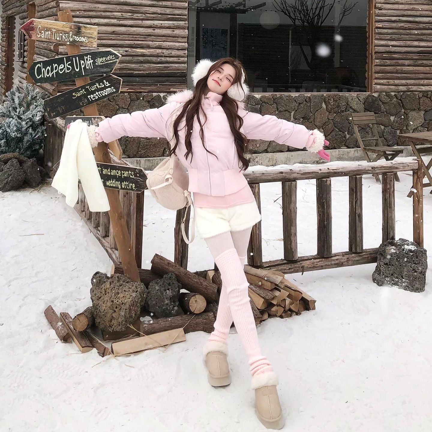 修身棉服女短款2025冬季新款收腰显瘦加厚韩系大毛领棉衣棉袄外套