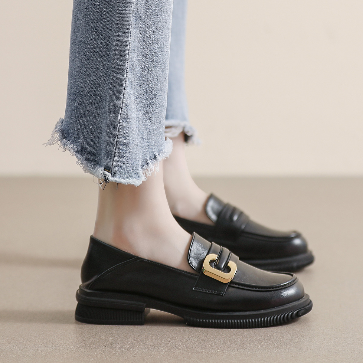 小皮鞋女英伦风粗跟单鞋