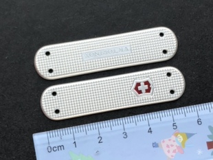 VICTORINOX 58mm铝柄典范逍遥派小冠军瑞士军刀原装外壳刀面刀柄