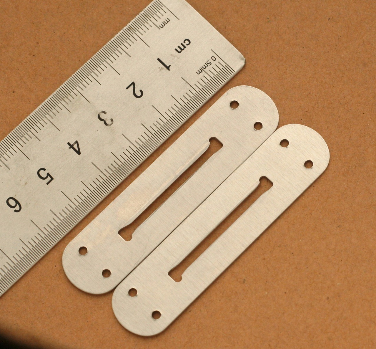 维氏65mm瑞士军刀0.6403理容伴侣执行官原装夹板衬板片配件一对