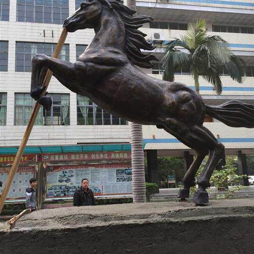 校园雕塑铸铜厂家承接校园雕塑园林广场雕塑景观塑造