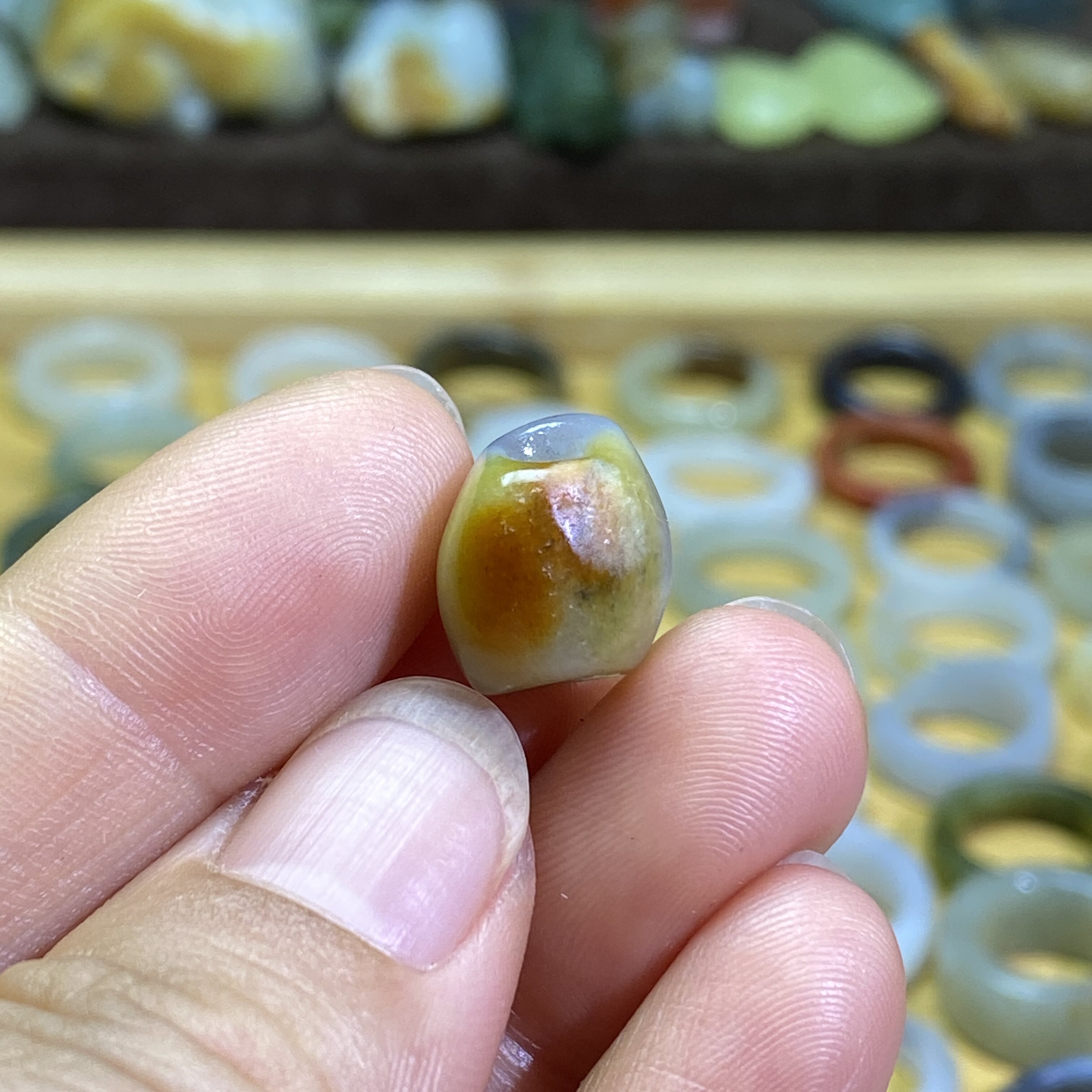 和田玉青花籽料沁黄皮随型珠子配饰复古风老光工艺手编绳手链配珠