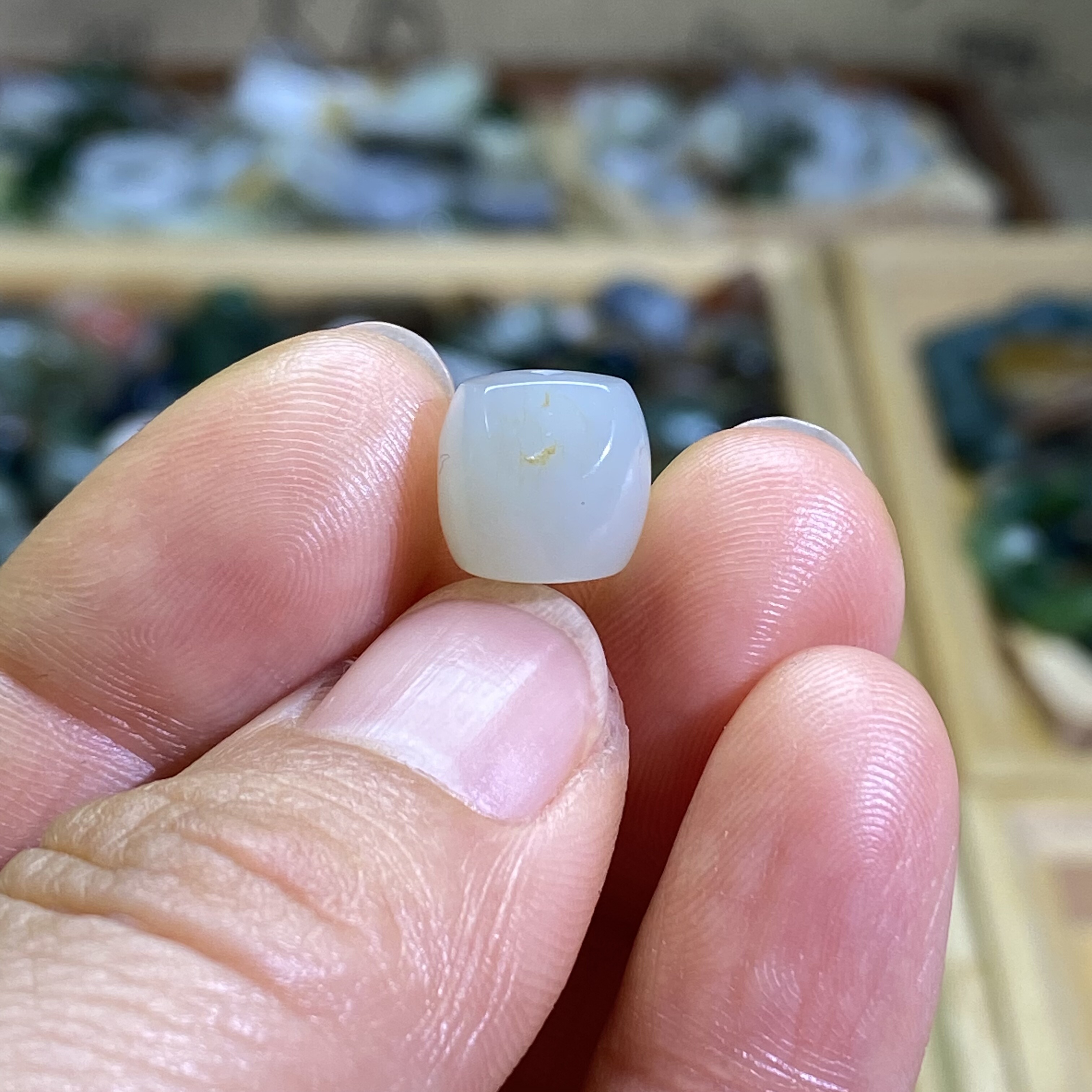 和田玉白玉籽料洒金皮9×10直切珠子配饰手工单珠复古风散珠配珠